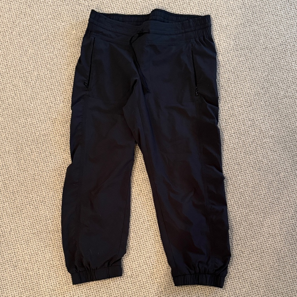 Athleta cropped joggers with puckering on sides - size 4?